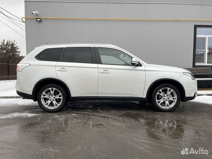 Mitsubishi Outlander 2.0 CVT, 2014, 158 526 км