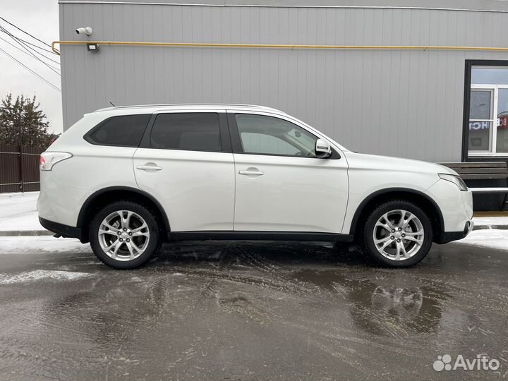 Mitsubishi Outlander 2.0 CVT, 2014, 158 526 км