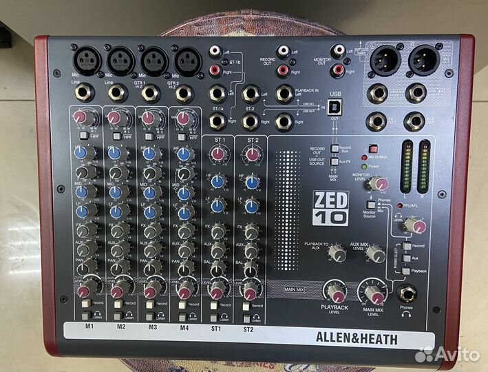 Микшерный пульт Allen Heath ZED-10
