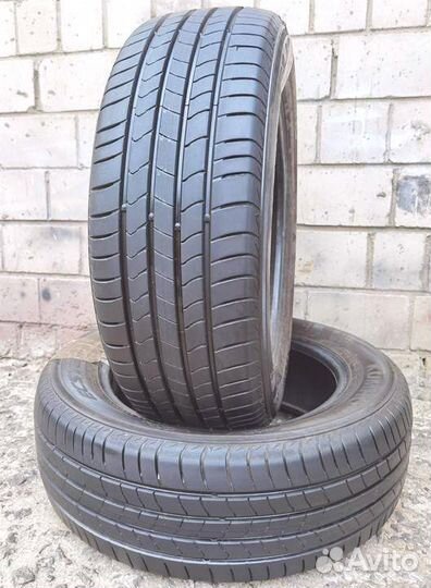 Kumho Ecsta HS51 215/60 R17 96H