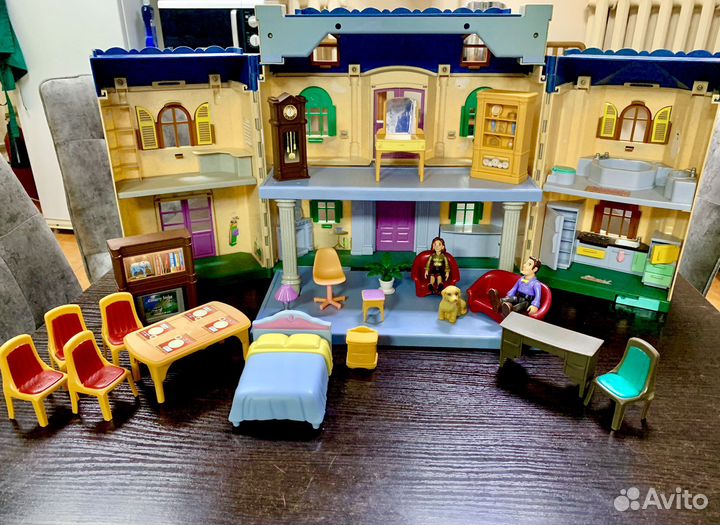 Домик кукольный