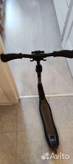 Продам самокат Globber