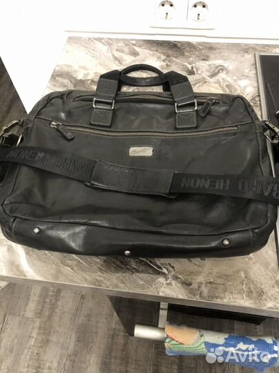 Кожаная сумка для ноутбука