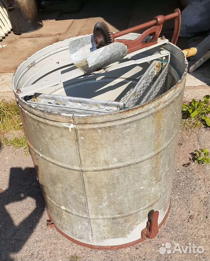 Медогонка на 2 рамки