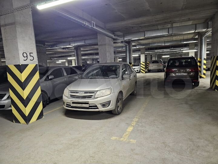 Машиноместо, 16 м²