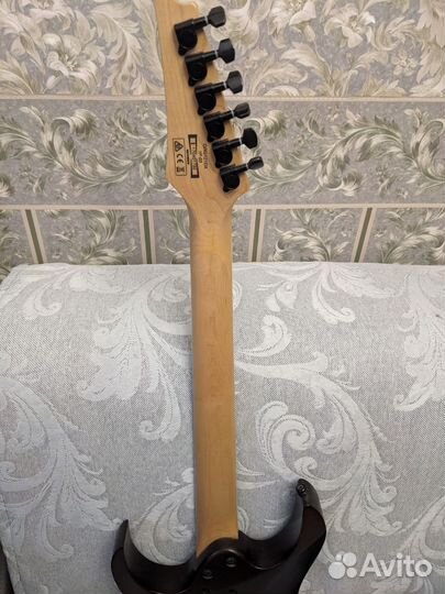 Электрогитара ibanez, комбик, шнуры, iRig, подвес