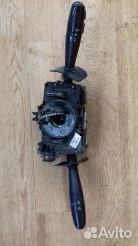 Переключатель поворотов Рено Логан