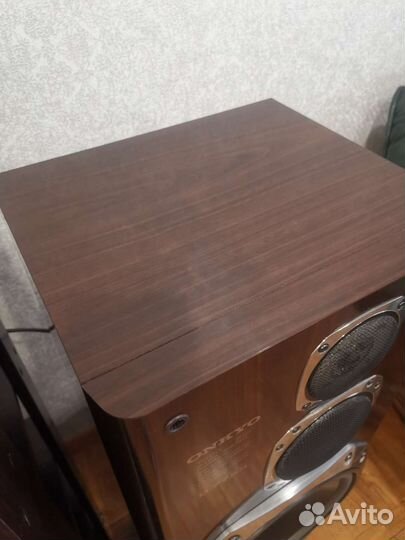 Музыкальный центр