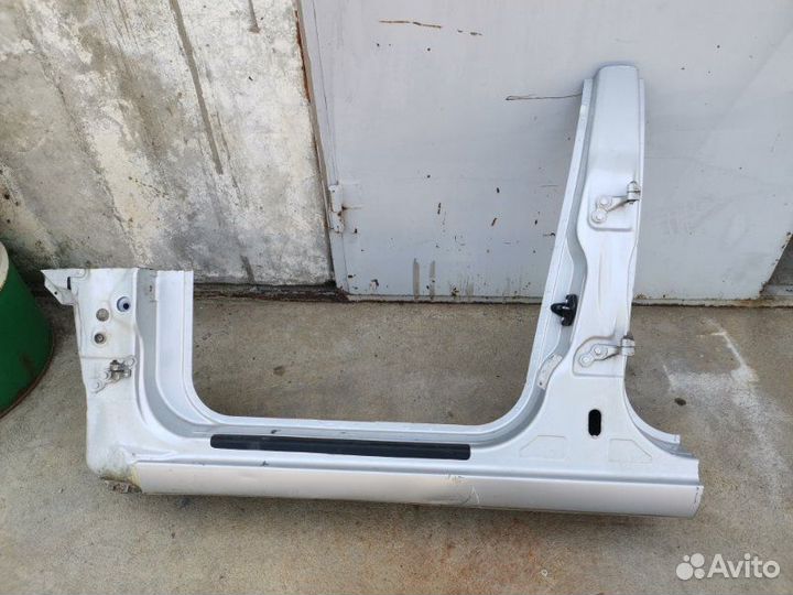 Порог кузова левый Ford Focus 2 Рестайлинг хэтчбек
