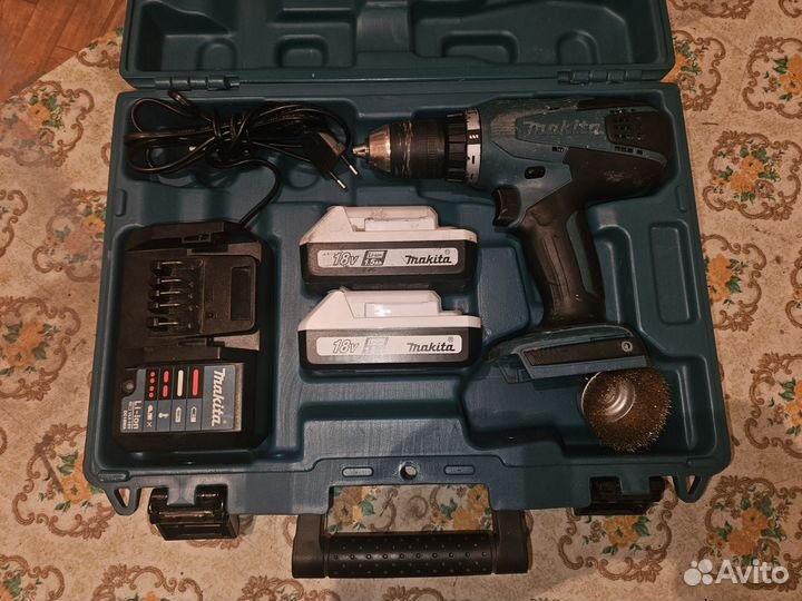 Шуруповерт Makita DF457D 18V