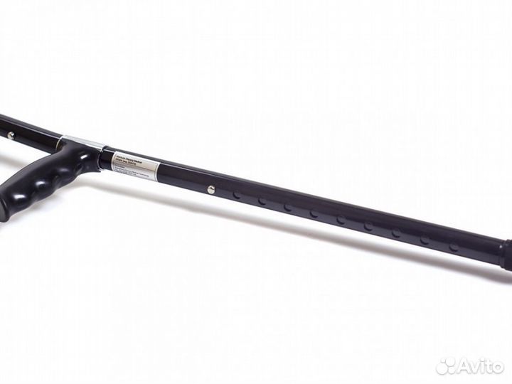 Костыль с опорой под локоть