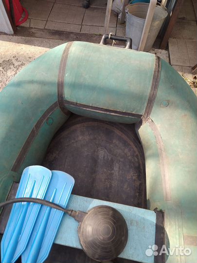 Лодка надувная двухместная Пиранья б/у