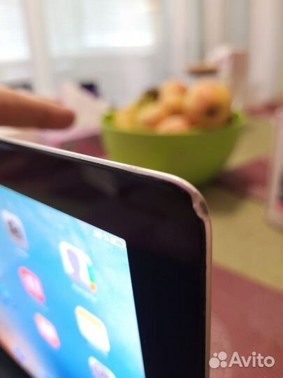 Apple iPad 2 Wi-Fi + 3G 64gb