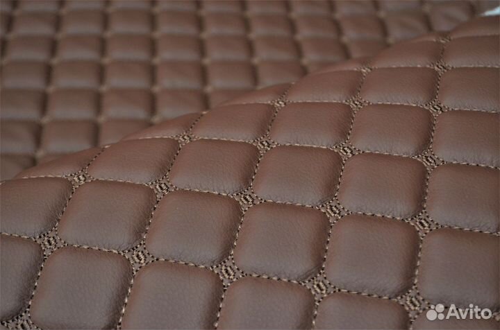 Стеганая экокожа коричневая рисунок квадрат