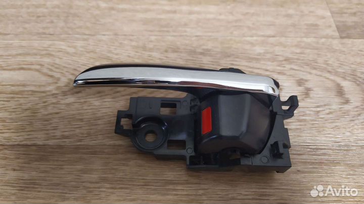 Ручка двери внутренняя toyota harrier ZSU, ASU 60