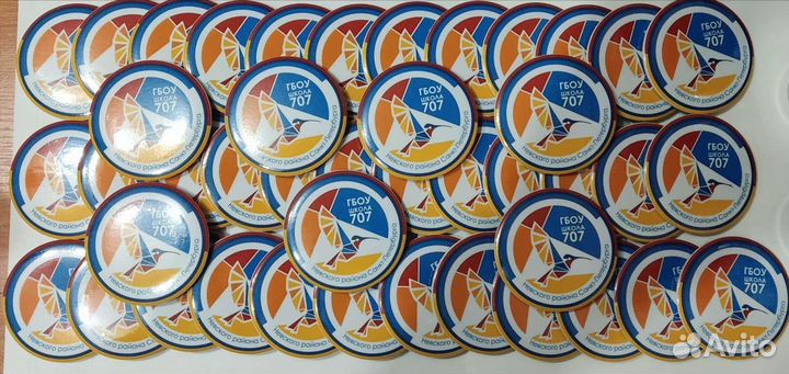 Изготовление значков, зеркал, брелков, на заказ