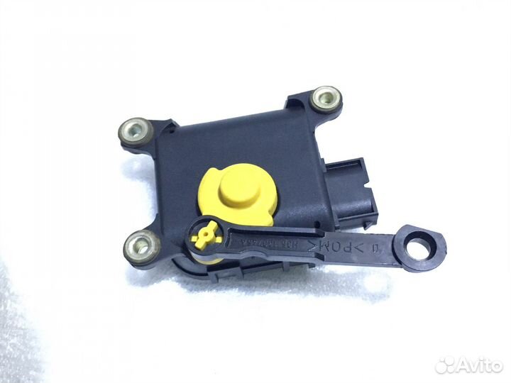 Сервопривод отопителя Volkswagen Bora 2001г