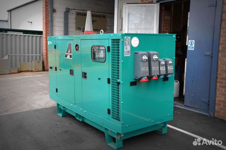 Дизельный генератор 700 кВт Cummins C1000 D5 откры