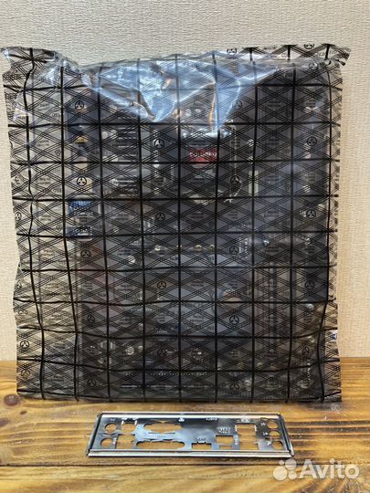 1151v2 ASRock Z370 Pro4