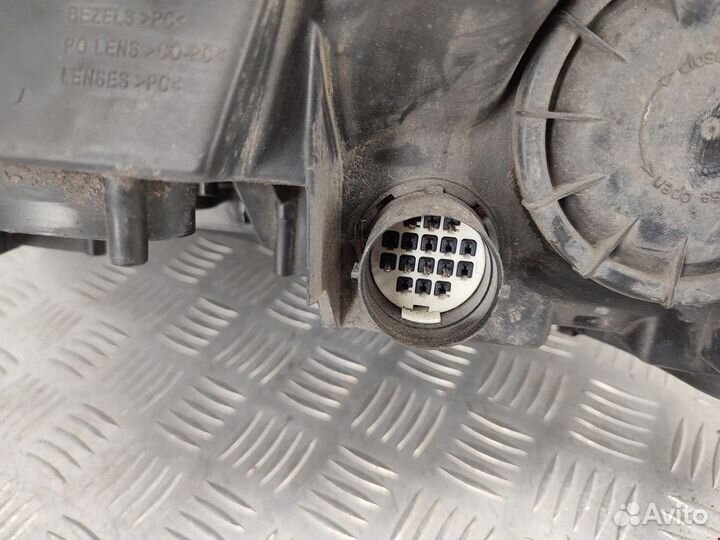 Фара передняя для Land Rover Range Rover 3