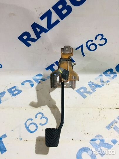 Педаль тормоза KIA RIO 3 1.6 мт седан