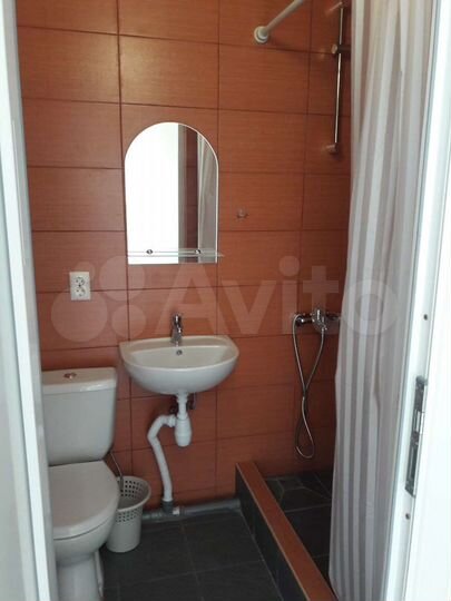 Комната 17 м² в 1-к., 1/2 эт.