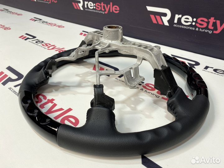 Руль Toyota Land Cruiser 100 Черная косточка