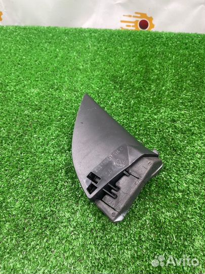 Накладка двери правая Volkswagen Scirocco CAV 2010