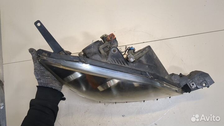 Фара (передняя) Mazda 3 (BK), 2003