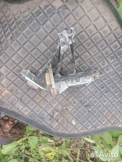 Ограничитель двери Great Wall Hover H1 2007