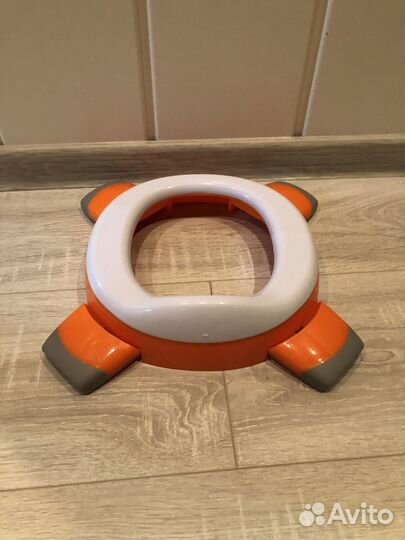 Горшок дорожный-накладка на унитаз