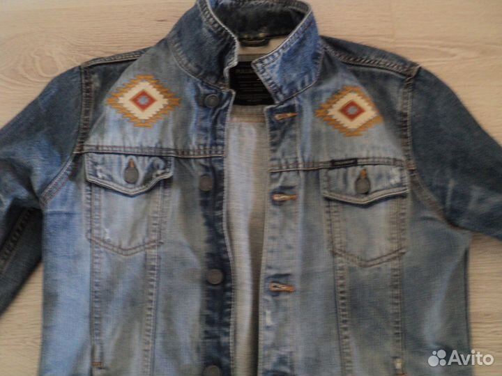 Джинсовая куртка Pull and Bear размер L подойдет н