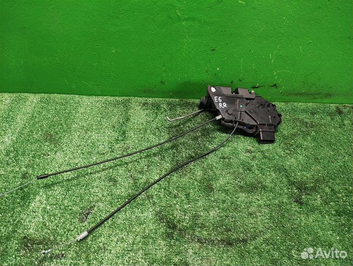 Замок двери задней правой Mazda 3 (BK) 2005