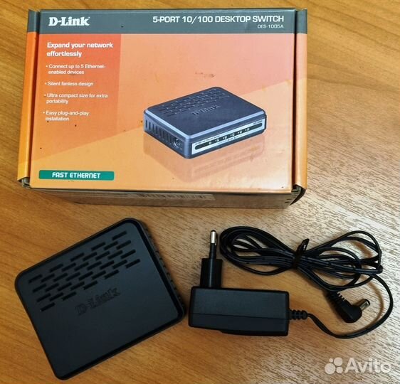 Коммутатор D - Link DES-1005A