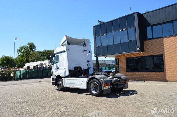 Разбираем грузовик Mercedes,Axor mpiii с 2009