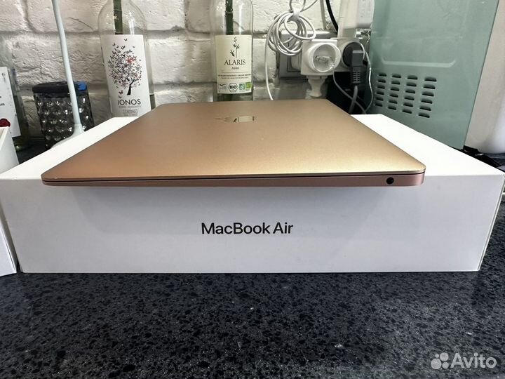 MacBook Air 13 2020 М1/16Gb/512SSD/28ц/Новье