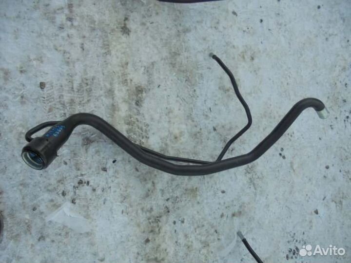 Горловина топливного бака Toyota Corolla Fielder