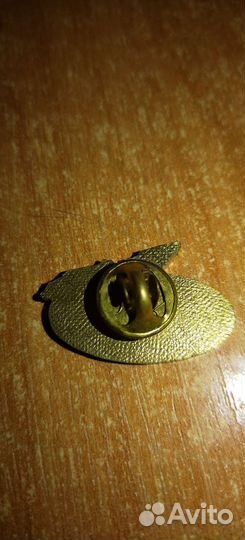 Значки, пуговицы, барахло СССР