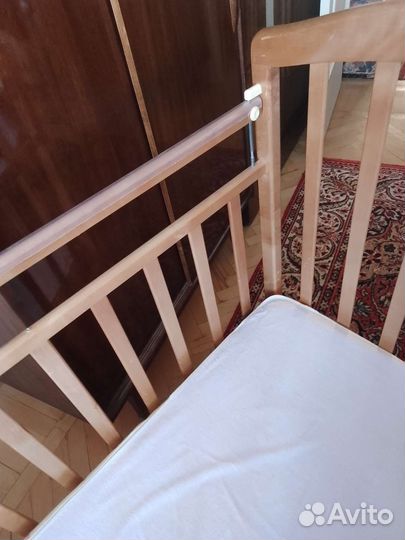 Детская кроватка + ходунки