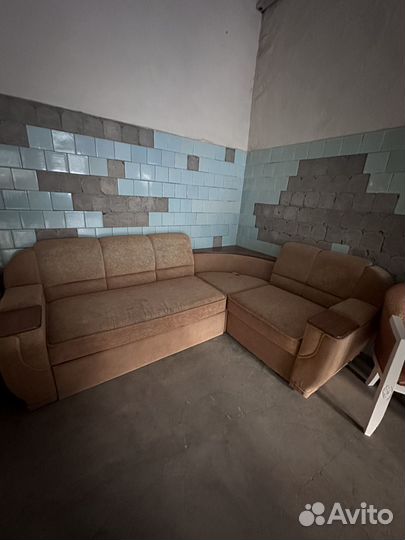 Угловой диван