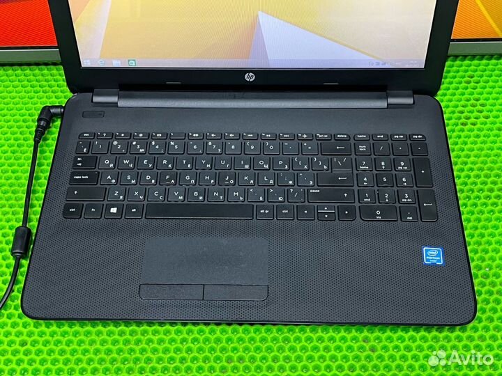 Ноутбук HP Pentium N3700