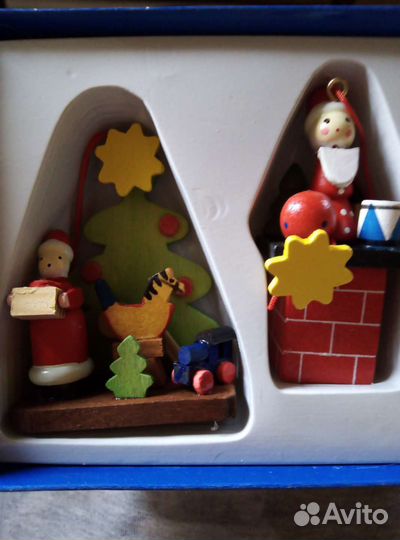 Новогодние игрушки