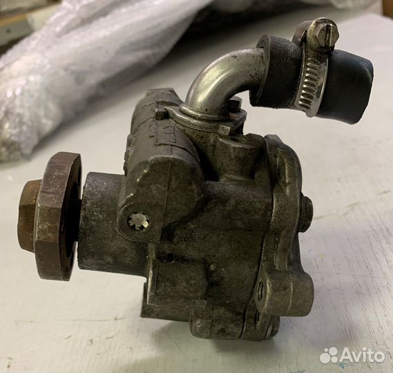 Б/У Насос гидроусилителя VW Sharan 2.0 1998