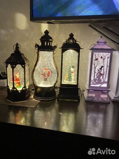 Фонарь новогодний музыкальный со снегом