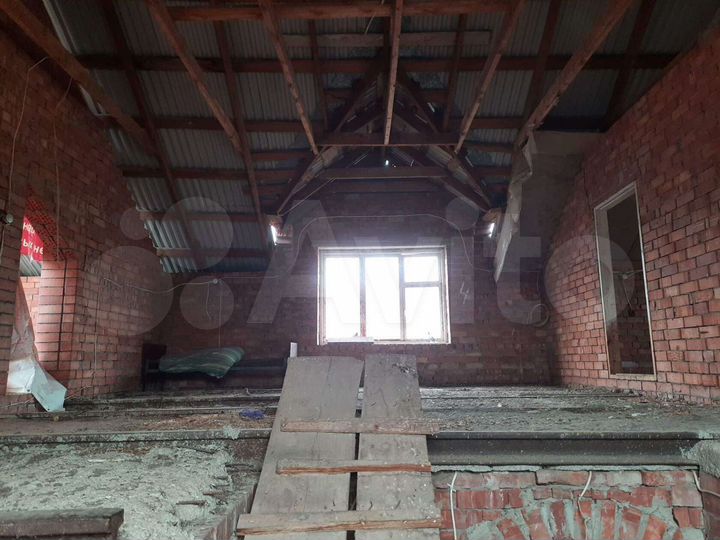 Дом 270 м² на участке 8 сот.