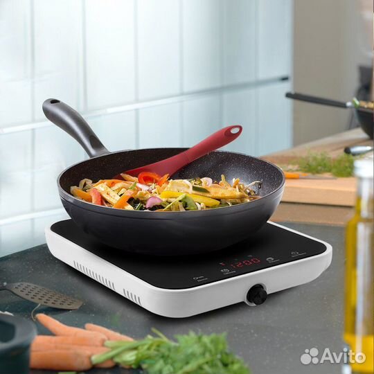 Индукционная плитка Kitfort кт-135