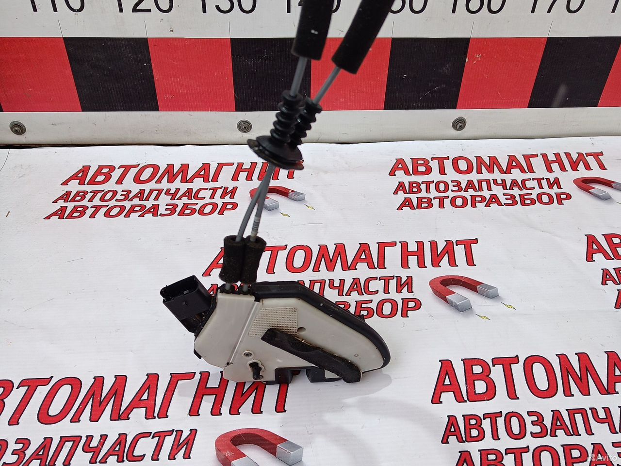 Замок двери задний правый Changan CS35 plus