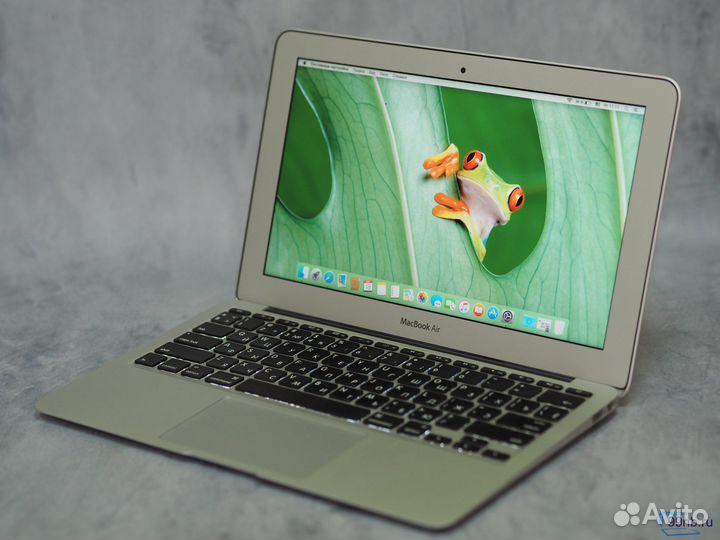 Apple MacBook Air 11 2011