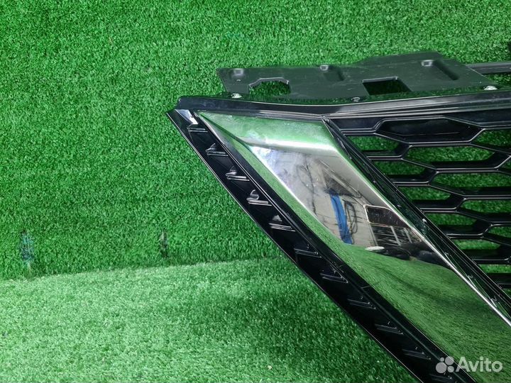 Б/У Б/У Решетка радиатора Nissan Qashqai 2 j11