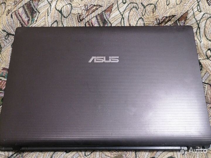 Ноутбук asus